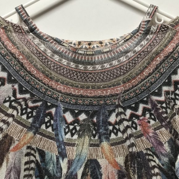 Vocal Watercolor Feather Aztec Print Cold Shoulder Long Sleeve Knit Sweater - Picture 8 of 9
